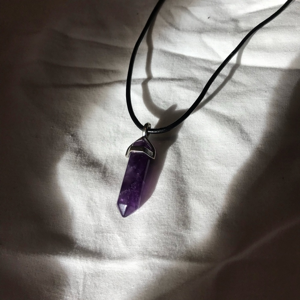 Crystal choker necklace